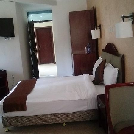 Manrashiwa Hotel Аддис-Абеба Экстерьер фото